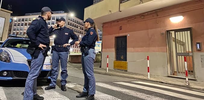 Spacciava benché fosse agli arresti domiciliari, sequestro droga in casa a Genova