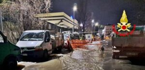 Genova allagamento in via Nostra Signora della Guardia 2