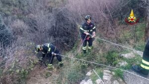 Genova caduta 70enne 1