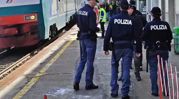 Catturato un ricercato 34enne sul treno Genova – Torino