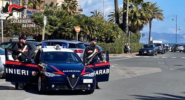 Coppia in possesso di cocaina arrestata nel Ponente savonese