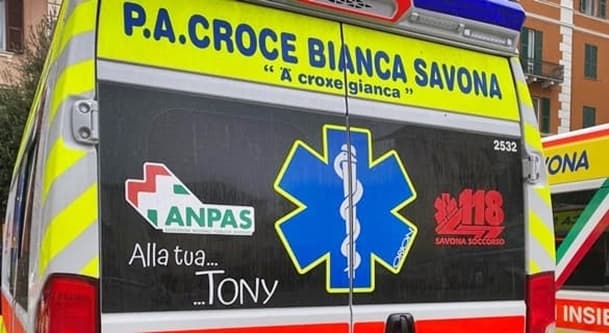 Muore in ospedale pedone 63enne investito in corso Ricci a Savona